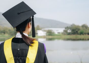 Lulusan Baru Hadapi Persaingan Kerja saat AI Mengubah Rekrutmen