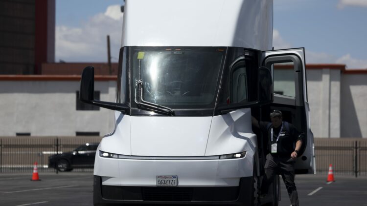 Tesla Buka Pabrik Semi di Nevada, Bidik Produksi 50.000 Truk per Tahun