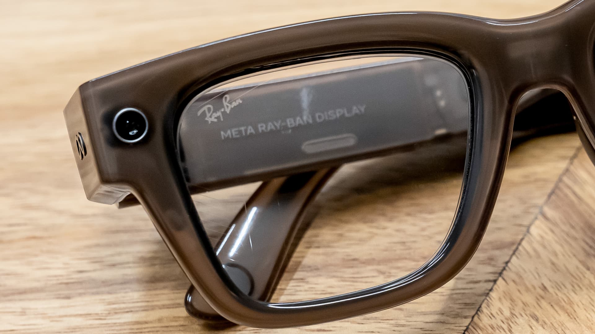 Wearable AI Hadapi Sorotan Privasi dan Keraguan Manfaat bagi Konsumen