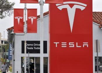 Tesla Catat 486.532 Pengiriman Kendaraan pada Kuartal III