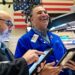 S&P 500 Cetak Rekor di Atas 7.800, Webull Tertekan Isu China