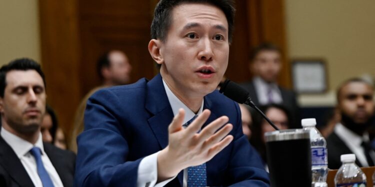 CEO TikTok Prediksi AI Picu Terobosan Sains dalam Tiga Tahun