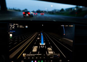 Tesla Ganti Nama Full Self-Driving di Eropa Jadi Assisted Driving