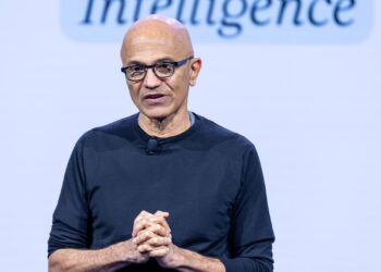 Nadella Minta AI Canggih Punya Tombol Darurat yang Dikendalikan Manusia